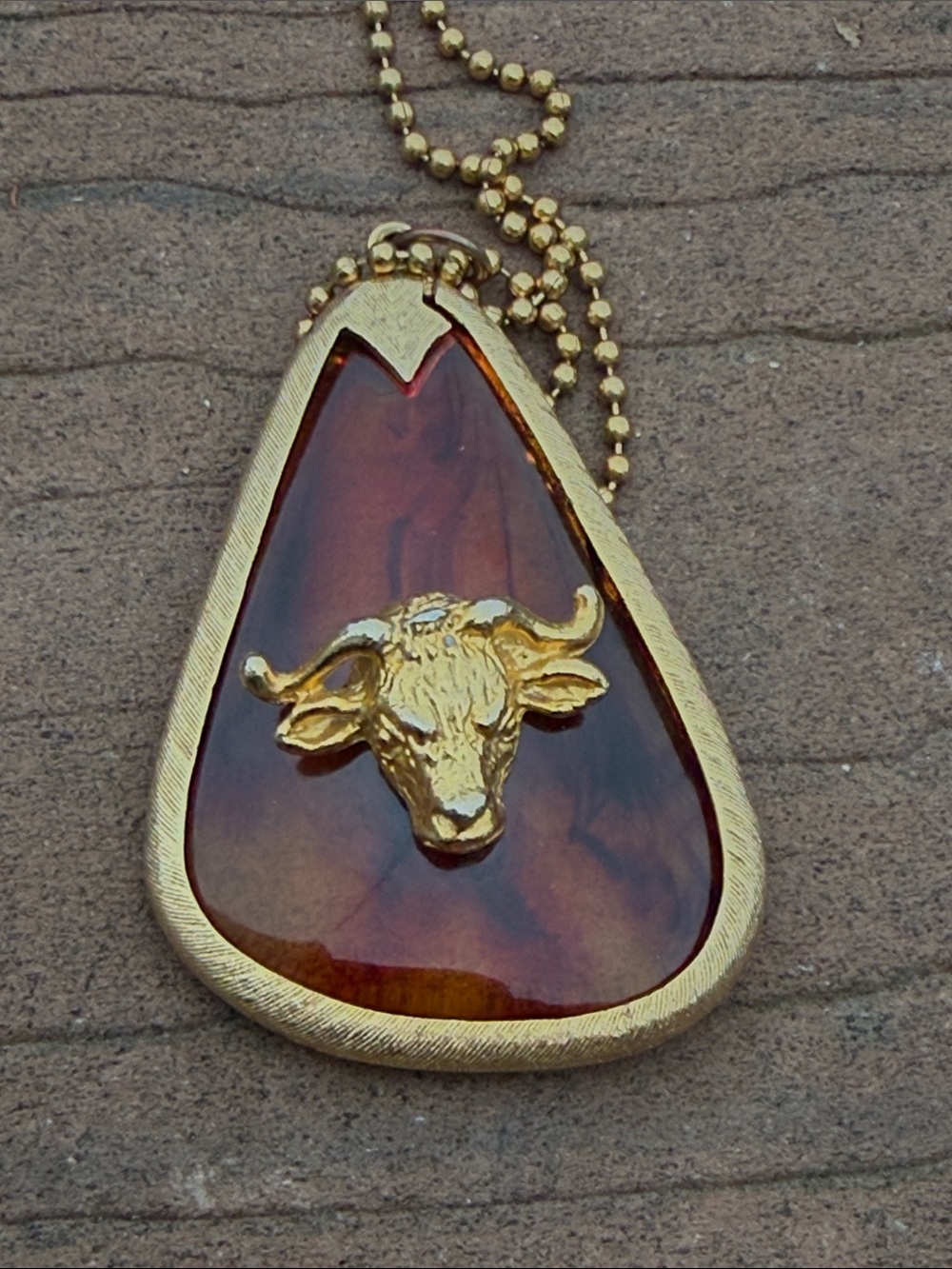 Vintage Gold-Tone Bull Head Amber Resin Pendant Necklace